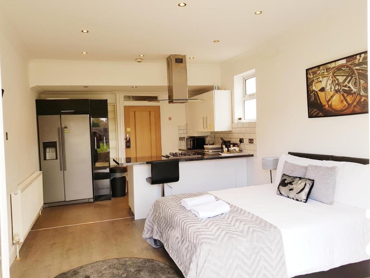 Cogie Abode Enfield Quarto foto